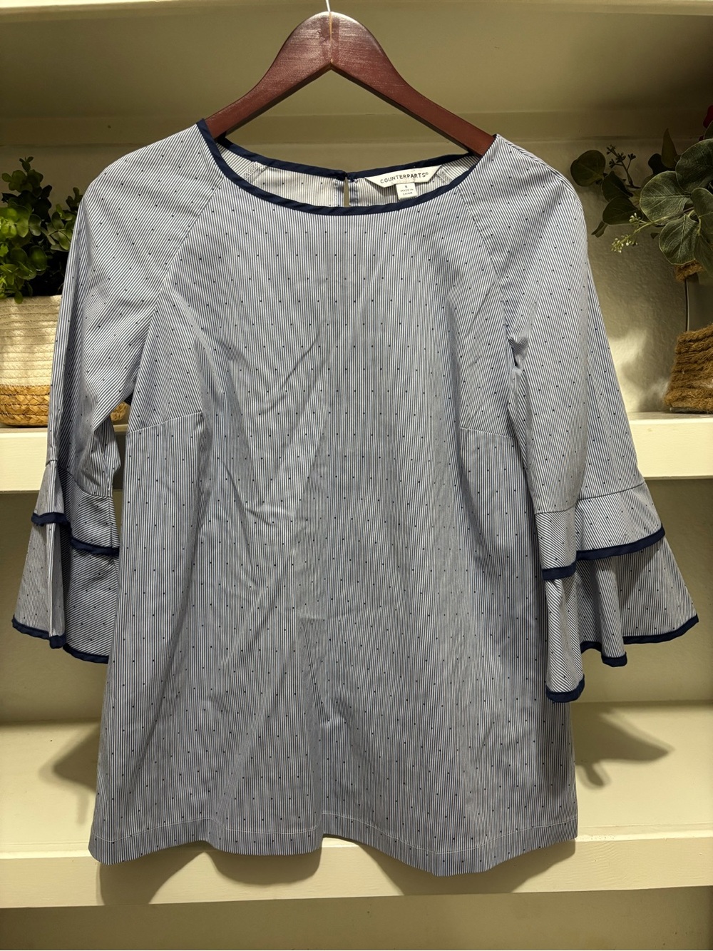 Counterparts Light Blue Pinstripe Dot Ruffle-Sleeve Top with Navy Trim Size S